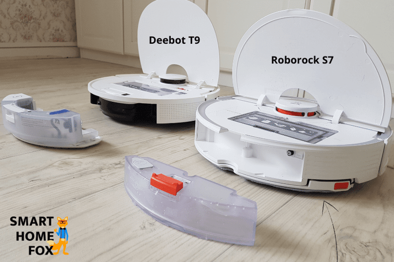 Hinteransicht des Roborock S7 und des Ecovacs Deebot T9+